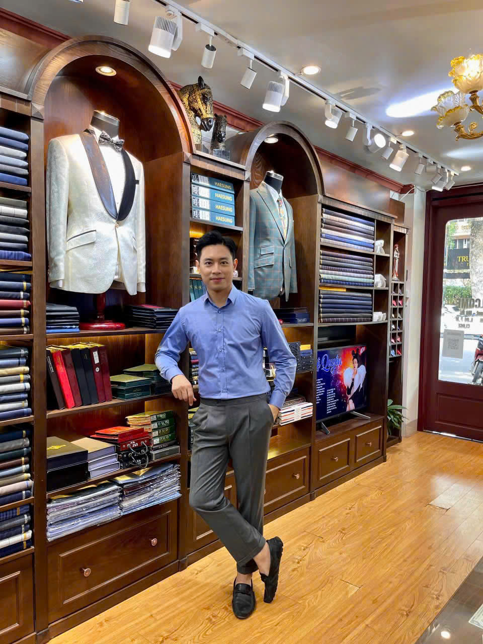 Quần + sơ mi- vải D&T và bamsilk