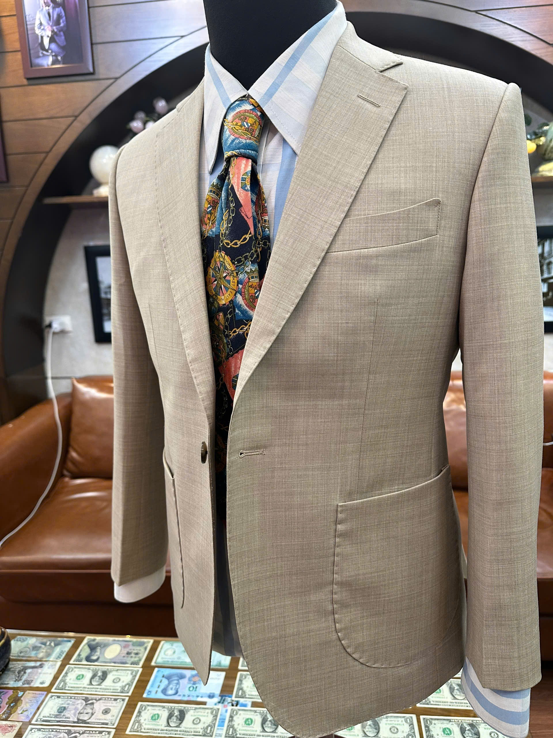Jacket Linen Be Lót Họa Tiết