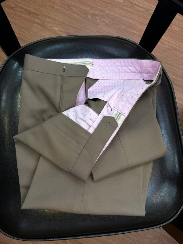 quần trơn - vải cashmere- giá 2.200.000