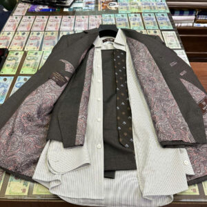 suit 3 mảnh- vải wool- giá 8.000.000