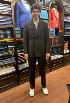 suit double màu nâu trơn- vải wool 50% - giá 7.000.000